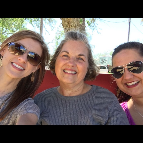 Meet your Posher, Shanna - Picture 8 of 16